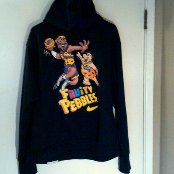 NIKE LEBRON JAMES "Fruity Pebbles Fleece Hoodie" MEN'S BLACK LARGE DV0017-010 - Picture 1 of 10